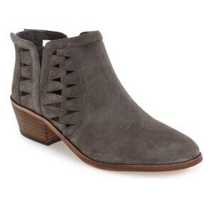 Vince Camuto Peera Suede Cut Out Ankle Booties Gray Size 5.5